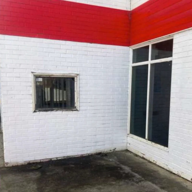 Graffiti removal